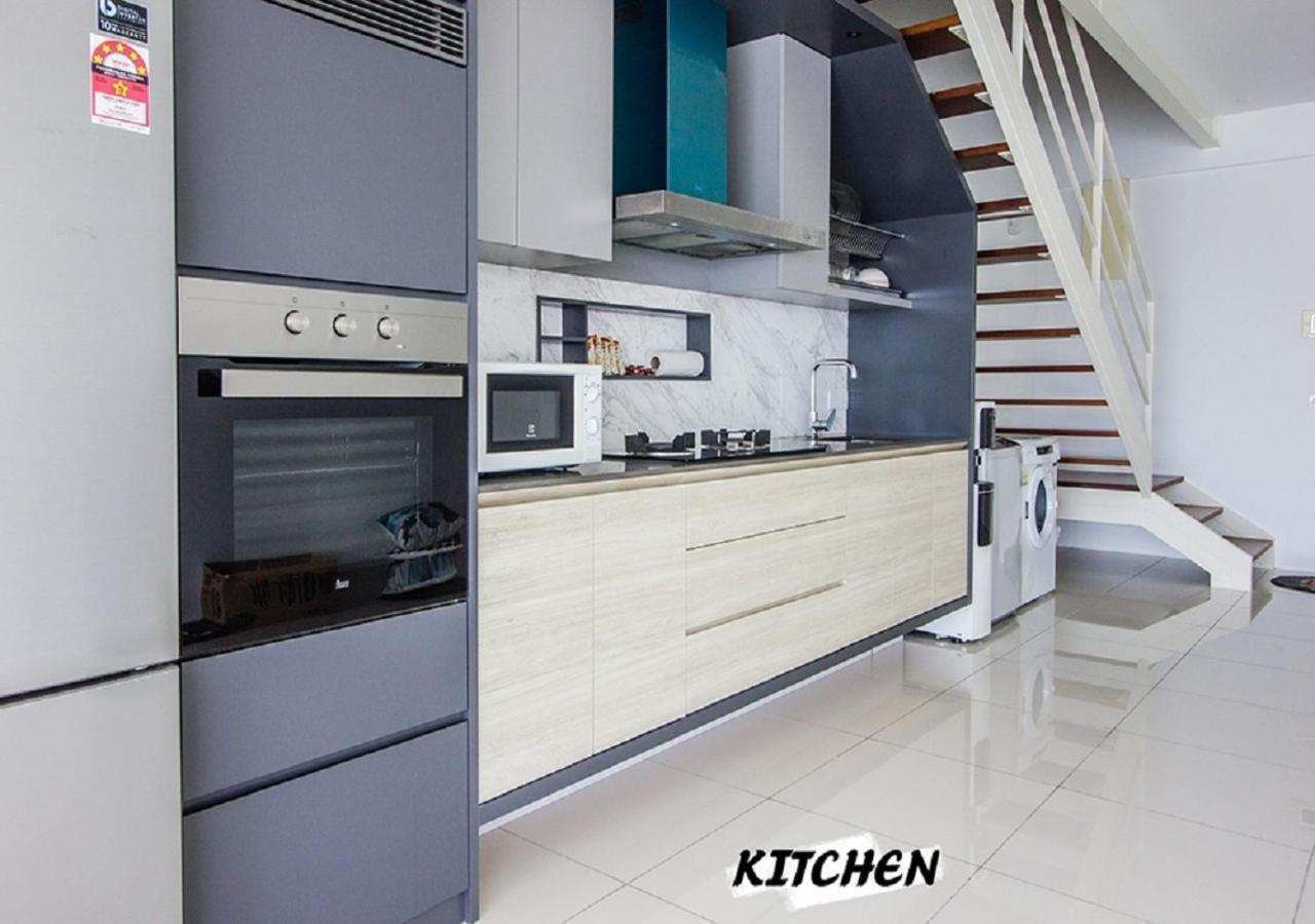 Rumahku Gurney With 270 Degree Sea View George Town Exterior photo